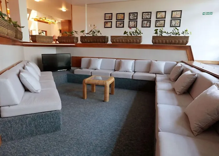 Tri Hotel